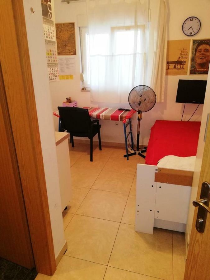 Zenta Room Split Buitenkant foto